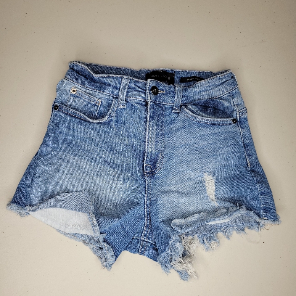 Kendall And Kylie Blue Denim Shorts‎ Size 1